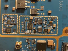APX8500 Mid Power RF Transceiver Board 00028.jpg