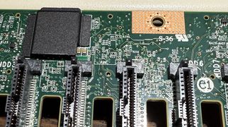 Compaq-DL380-G10-8 bay NVME kit-00013.jpg