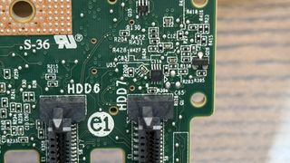 Compaq-DL380-G10-8 bay NVME kit-00005.jpg