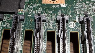 Compaq-DL380-G10-8 bay NVME kit-00012.jpg