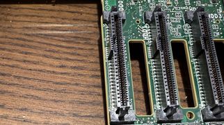 Compaq-DL380-G10-8 bay NVME kit-00017.jpg